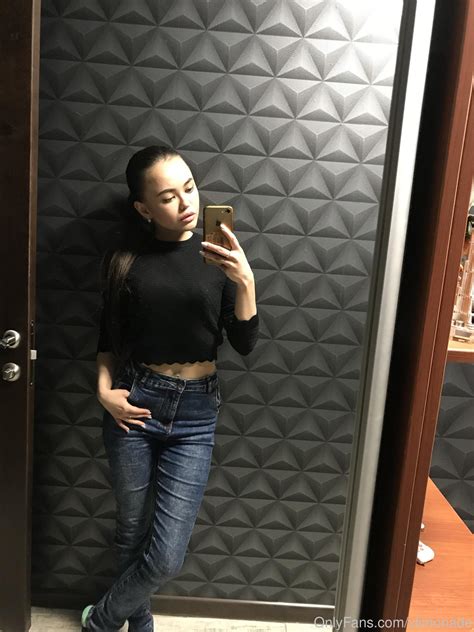 Anna Moon Li Moon Xlimonade Nude Onlyfans Leaks Photos Thefappening