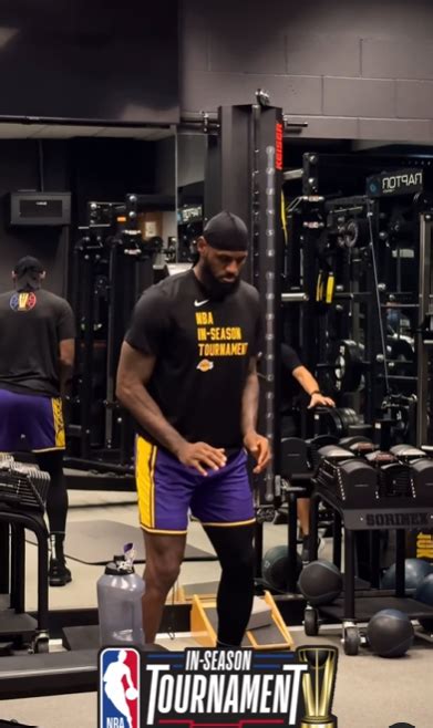 Fans In Awe As Nba Reveals Lebron James Ridiculous Four Hour Pre Game Routine Talksport