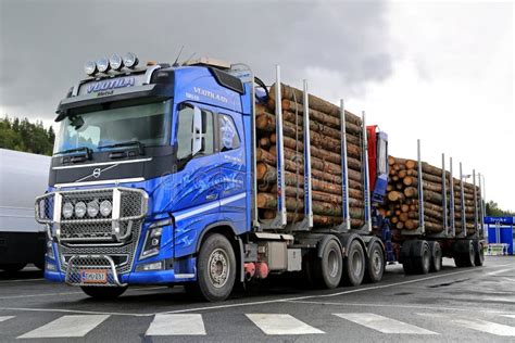 Volvo Fh16 700 Timber Truck And Log Trailer Editorial Image Image