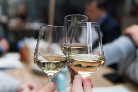 Pinot Gris vs Pinot Grigio: What's the Difference?