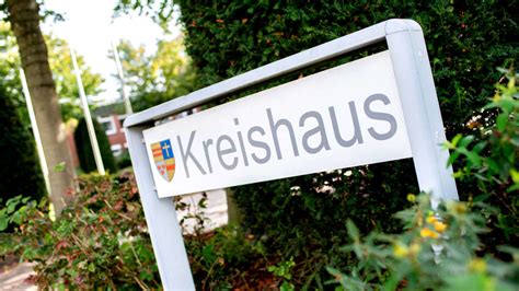 Kreistag Verabschiedet Haushalt 2023 Kreisumlage Steigt Um Einen Punkt