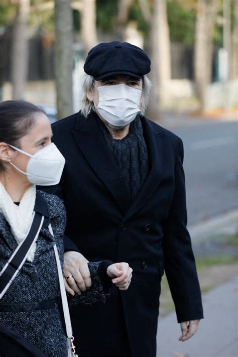 Photo Serge Lama et sa femme Luana Arrivées à l enregistrement de l