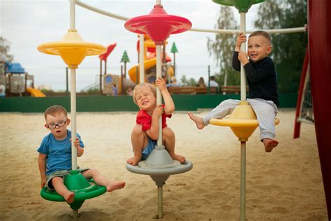 What Is Outdoor Play Equipment | Park N Play Design