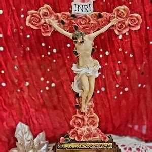 Inri Crucifix With Roses Jesus Christ Table Stand Altar Gold Accents