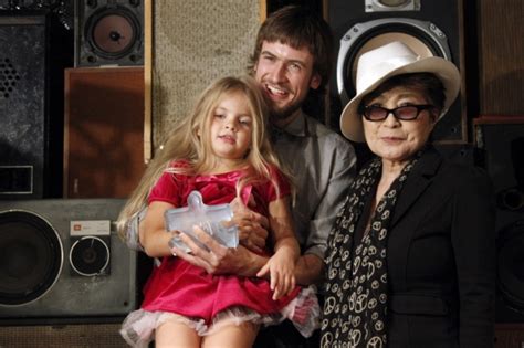 Yoko Ono Pussy Riot