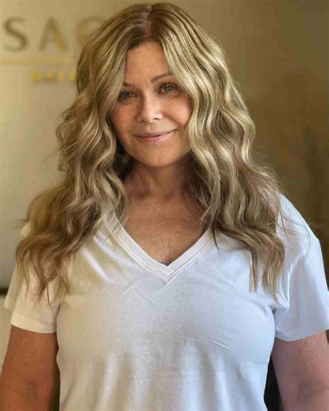 Automated irons will perfectly style medium wavy hair 14