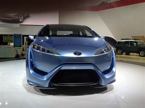 Toyota basta EV il futuro è nell idrogeno Veicoli Elettrici