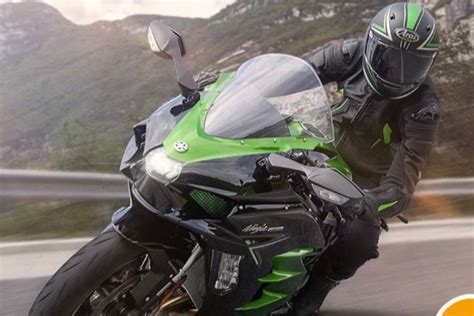 Kawasaki Ninja H Versi Superport Touring Resmi Dirilis Hadir Dalam