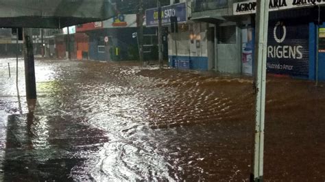 Chuva de mais de 60 milímetros provoca pontos de alagamentos em São