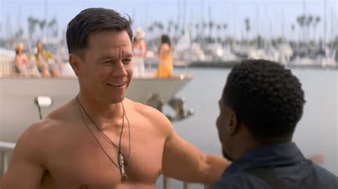 Mark Wahlberg Had To Be Naked For Hours With Kevin Hart Giant