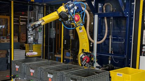 Amazon Unveils Its Latest Warehouse Robot Techradar