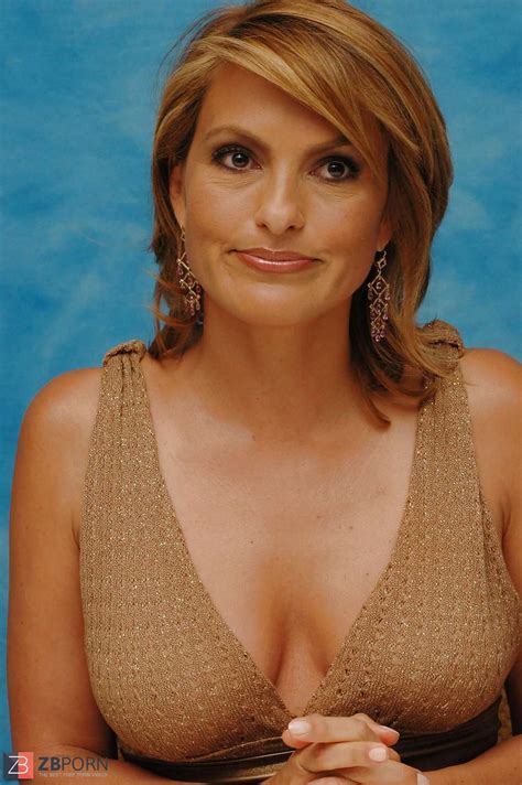 Mariska Hargitay Porn Bondage Sex Pictures Pass