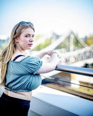 Laura Katz Kalashnikatz Laurenkatz23 Nude OnlyFans NudoStar TV