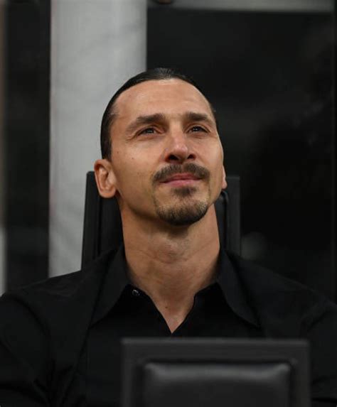 Central Milan Fan Account On Twitter URGENTE Ibrahimovic