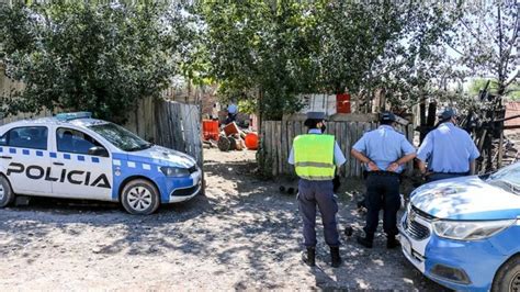 Asesinaron a tiros a un hombre frente a la policía de Plottier Minuto