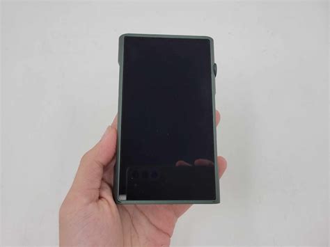 Pre-owned Shanling M6 Ultra with leather case 2022 | MyHeadFi