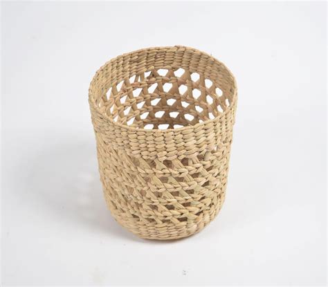 Handwoven Kauna Grass Planter Gaaia