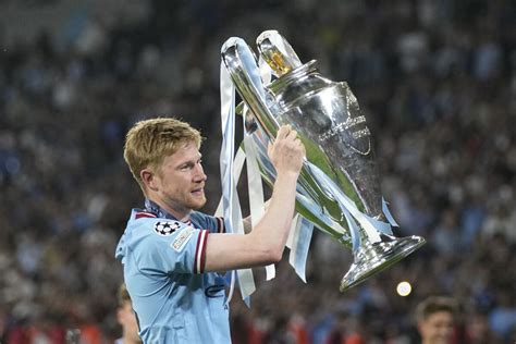 De Bruyne Again Goes Off Injured In Champions League Final But Man City