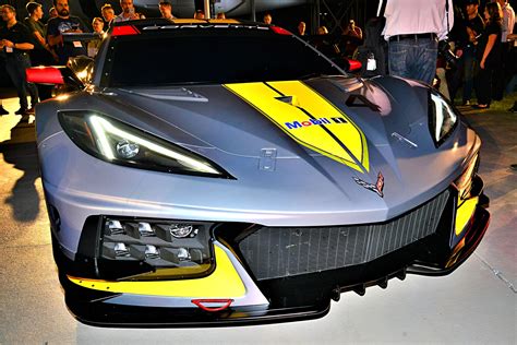 C8.R Corvette Unveiled