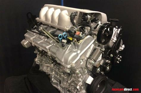 Racecarsdirect.com - Volvo/Yamaha 4.4 V8 crate engine