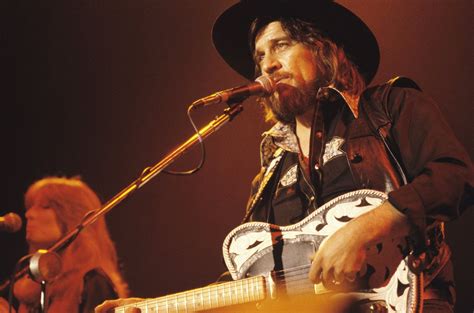 10 Best Waylon Jennings Songs Of All Time Singersroom