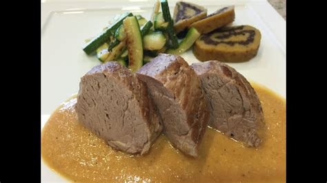 FILETE DE CERDO CON SALSA DE CACAHUATE Y CHIPOTLE PORK TENDERLOIN