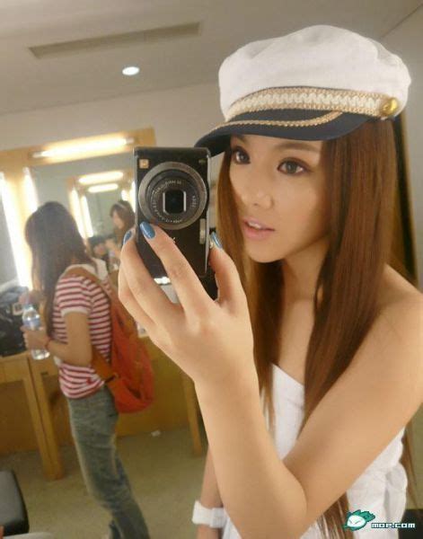 Too Hot For Teacher UNP