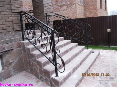 Перила на крыльцо из металла своими руками фото