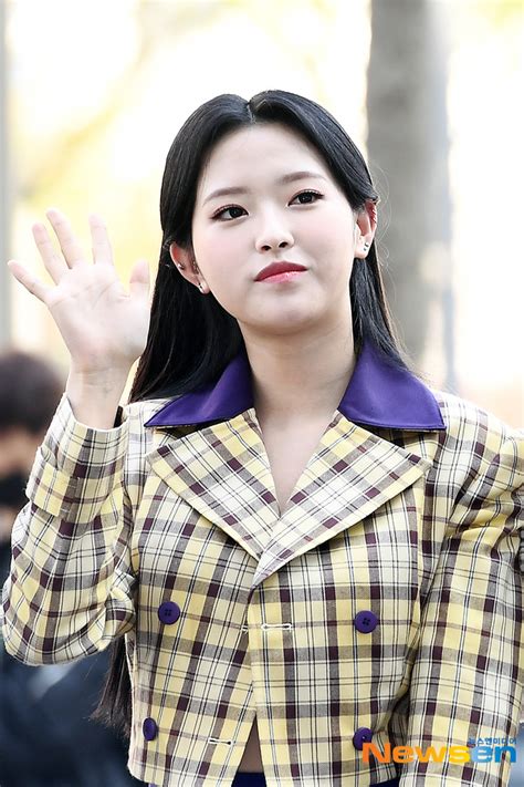 이달의 소녀 올리비아 혜 ‘우아한 아름다움 포토엔hd 손에 잡히는 뉴스 눈에 보이는 뉴스 뉴스엔