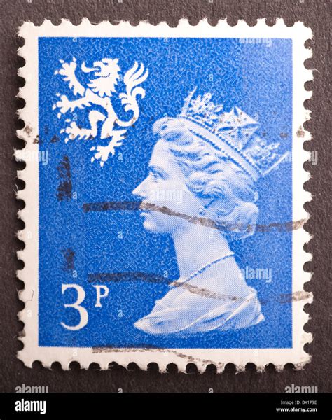 United Kingdom Postage Stamp 3p Machin Stock Photo Alamy