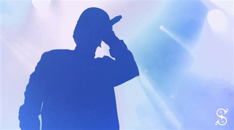 What Every Rapper Needs to Know About AI Lyrics Generators