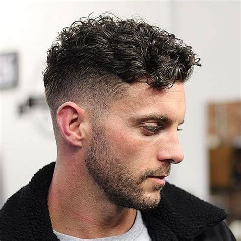 Cabello Crespo Corto Hombres Cortes De Pelo Con Estilo 2018