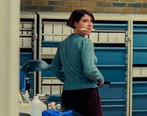 Jessie Buckley Fingernails Bit Gag By Mrhulot24604 On Deviantart