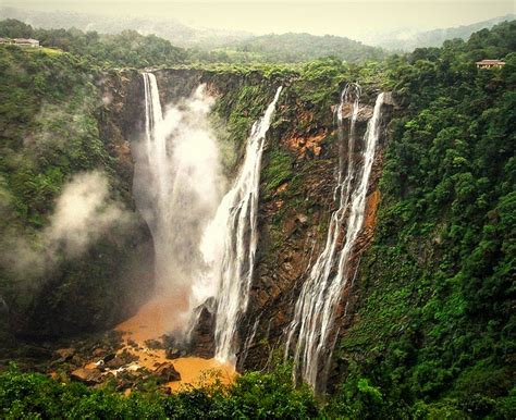 10 Most Popular Waterfalls in Karnataka - Trans India Travels