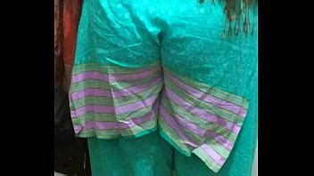 Milf bangladesí mostrando su gran culo XVIDEOS