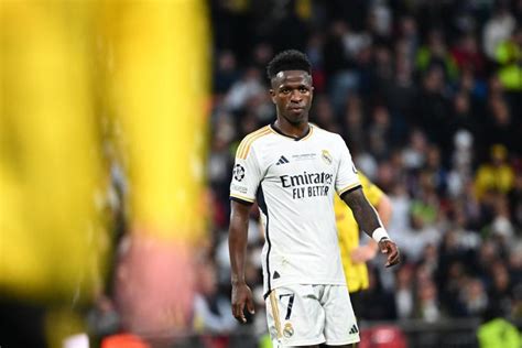 Ligue Des Champions L Attaquant Du Real Madrid Vinicius Junior Lu