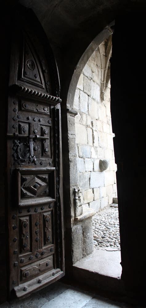 PUERTA Iglesia De San Martin De Tours Gausac Val DAran L Flickr