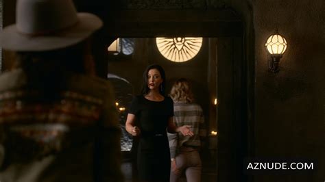 SARAH GREY Nude AZNude