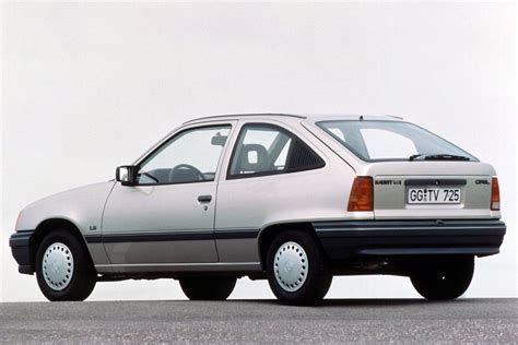 Opel Kadett 1 6i LS Car Technical Specifications