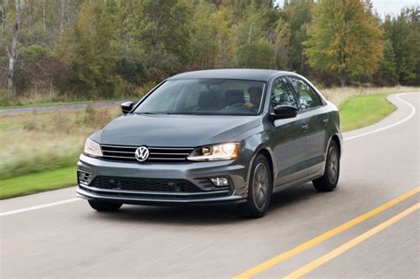 2018 Volkswagen Jetta Pictures 75 Photos Edmunds