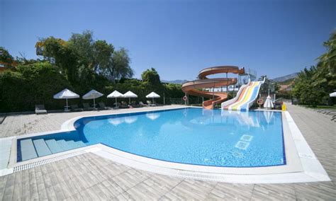 Sailors Beach Club Hotel
