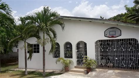 Jamaican Houses - Untainted Pictures Of Typical Houses In Jamaica