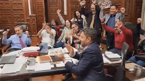 Martí Batres celebra victoria de Claudia Sheinbaum