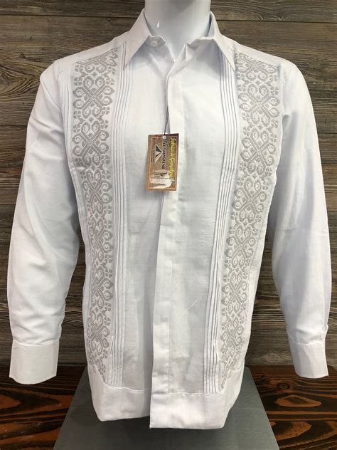 Mexican Guayabera Presidential Style Beautiful And Elegant