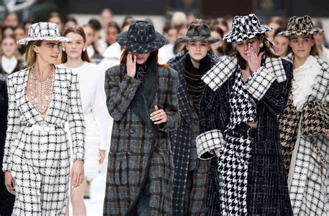 Le dernier défilé Chanel imaginé par Karl Lagerfeld