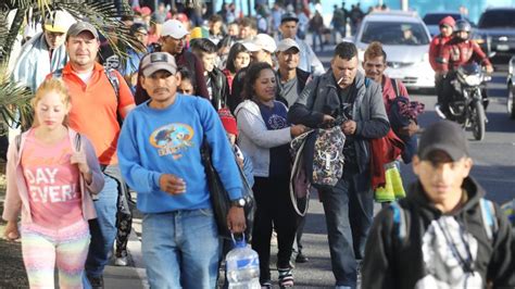 Trump Contradicts Pence On Honduras Role Stalling Migrant Caravans