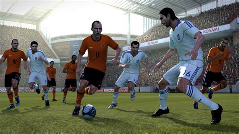 New Pes Gameplay Video And Screenshots Godisageek