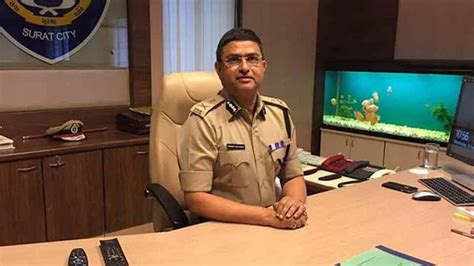 Ex Cbi Special Director Rakesh Asthana Appointed Delhi Police Chief