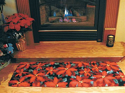 Mary Maxim Poinsettia Latch Hook Rug Kit