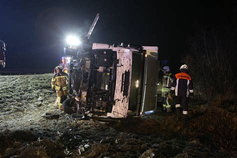 T Dlicher Unfall Auf A Bei N Rnberg Bildergalerie